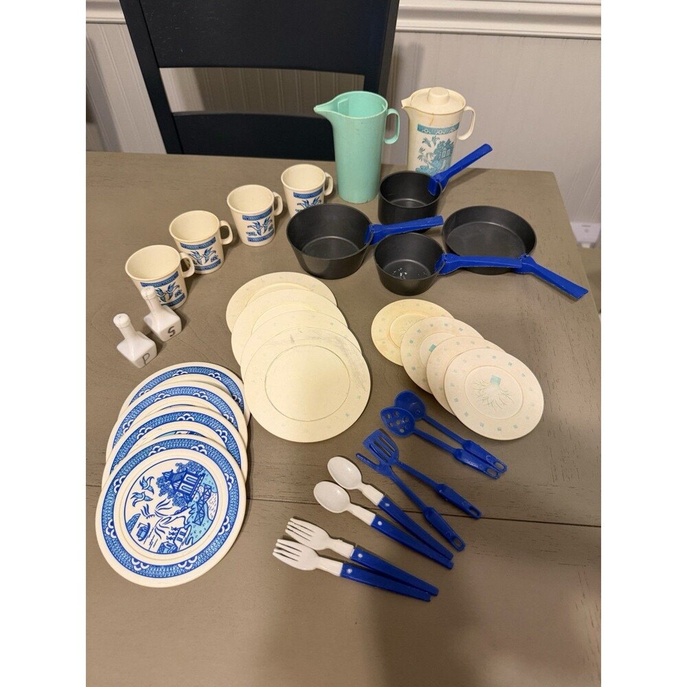Misc Lots Of 2 Vtg Juguemex Child Play Dishes MCM Cookware Set Blue Willow Toy